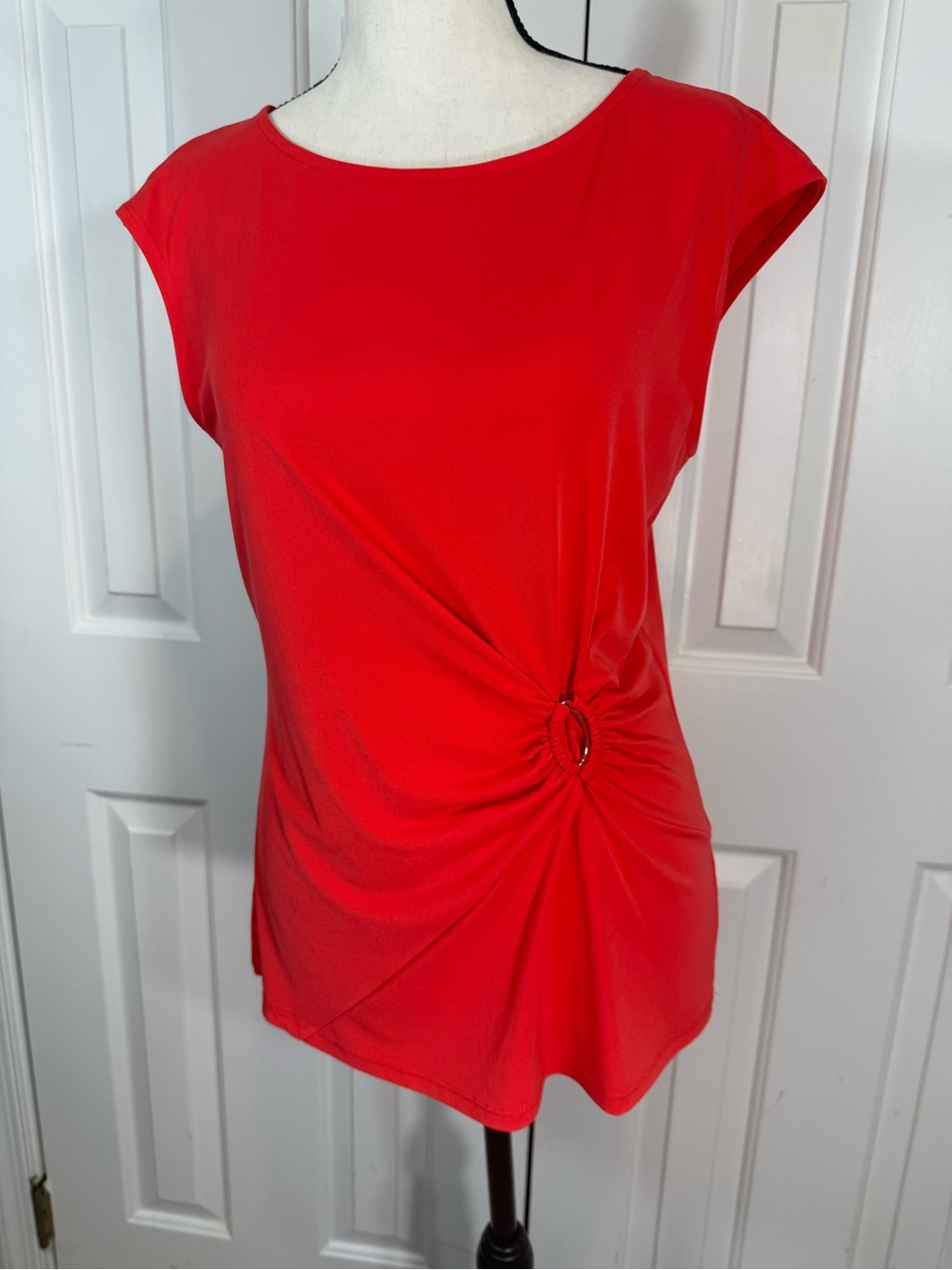 Ivanka Trump classic Coral-Red Cap Sleeve Ring-Twist Tee